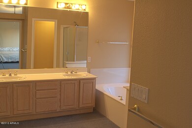 Master Bath (MLS)