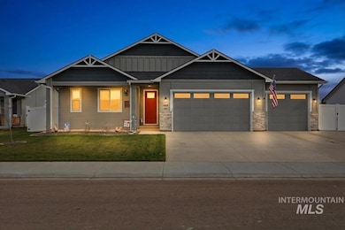 444 Blacksmith Ave, Fruitland, ID 83619 - photo 2