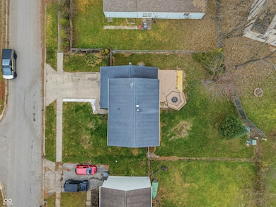 819 Bremerton Dr, Indianapolis, IN 46229 - photo 6
