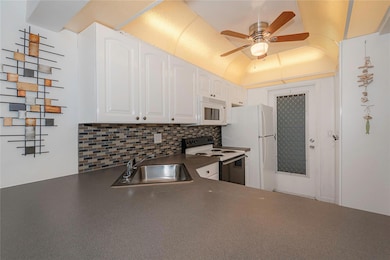 470 Paradise Isle Blvd unit 204, Hallandale Beach, FL 33009 - photo 6