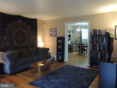 1225 Meridene Dr, Baltimore, MD 21239 - photo 3