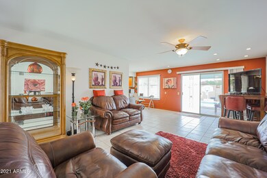 17215 N Jasmine Dr, Sun City, AZ 85373 - photo 3