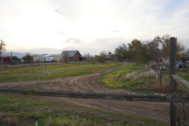 NKA W, Prosser, WA 99350 - photo 6