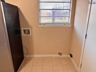 2709 Palmetto Dr, Wichita Falls, TX 76306 - photo 7