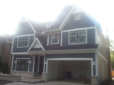 554 W Gladys Ave, Elmhurst, IL 60126 - photo 2