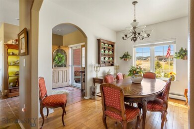 Formal Dining