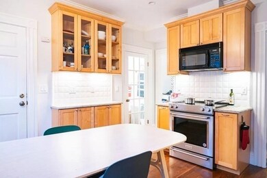 8 Lamont Ave unit 2, Cambridge, MA 02138 - photo 6