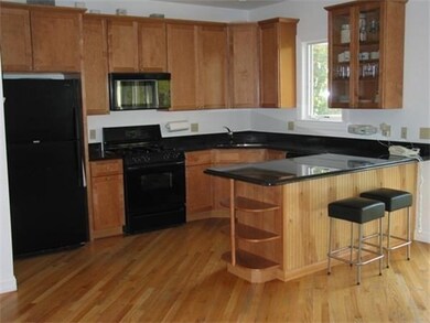37 Jay St unit C, Cambridge, MA 02139 - photo 5