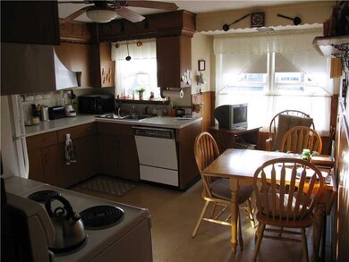 80 Dale Ave, Cranston, RI 02910 - photo 2