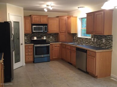 334 Bumblebee Pass, Cresco, PA 18326 - photo 2