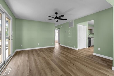 532 Sassafrass Ct, Valparaiso, IN 46385 - photo 5