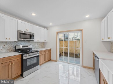 2323 Cross St, Philadelphia, PA 19146 - photo 5