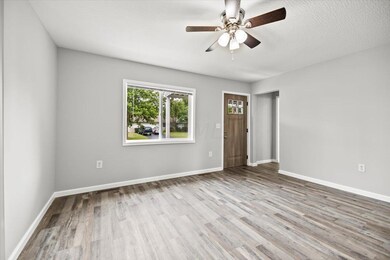 06-Living Room
