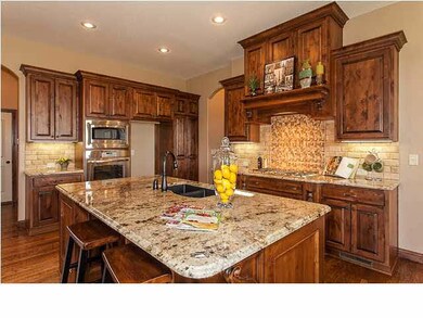 Great workspace layout and abundant cabinet storag