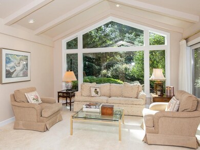 129 Tanglewood Dr, Longmeadow, MA 01106 - photo 5