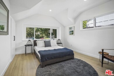 21008 Costanso St, Woodland Hills, CA 91364 - photo 7