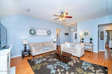 475 Forest Ridge Dr, Mount Washington, KY 40047 - photo 3