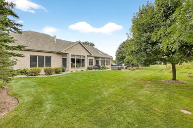 4351 N Sugar Maple Ln, Appleton, WI 54913 - photo 6