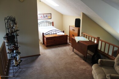 93 Village Dr, Stroudsburg, PA 18360 - photo 4