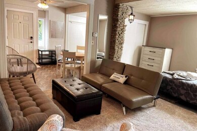 35 Iowa St, Worcester, MA 01602 - photo 2