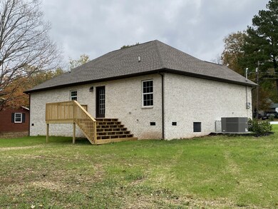 101 Richland Dr, Shelbyville, TN 37160 - photo 3