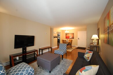 92 Eastern Ave unit 201, Manchester, NH 03104 - photo 5