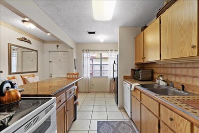 5405 Gene Cir, West Palm Beach, FL 33415 - photo 4