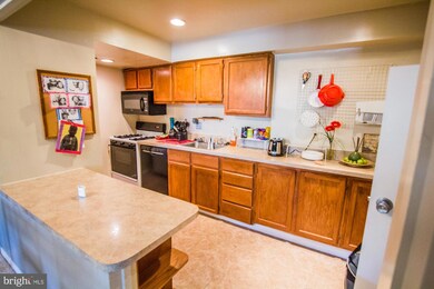 2627 Wagon Dr unit 337, Alexandria, VA 22303 - photo 5