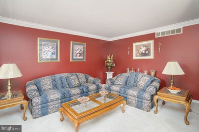 210 Christina Cir, Schwenksville, PA 19473 - photo 6