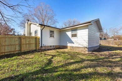 400 Highland Ave, Newton, KS 67114 - photo 3