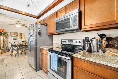 6555 Golfview Ave, Cocoa, Fl 32927-51