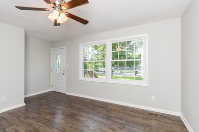 703 Lakewood Dr, Jacksonville, NC 28546 - photo 6