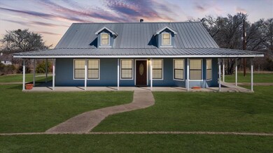 201 Vineyard Ln, Springtown, TX 76082 - photo 3