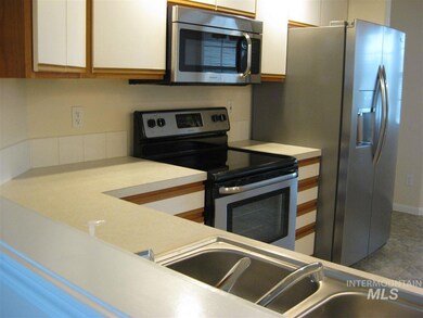 513 Fall Dr, Nampa, ID 83686 - photo 3