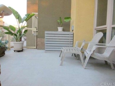 Good sized front porch