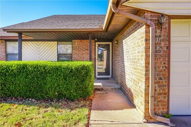 1300 Silver Maple Ln, Noble, OK 73068 - photo 3