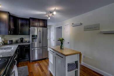 10 Jade Rd, MerriMacK, NH 03054 - photo 4