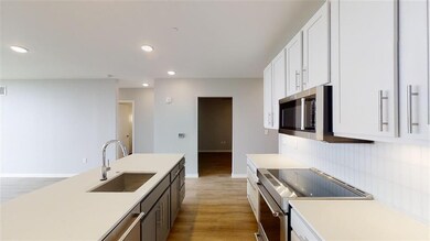 1 University Way unit No. 502, Iowa City, IA 52246 - photo 6