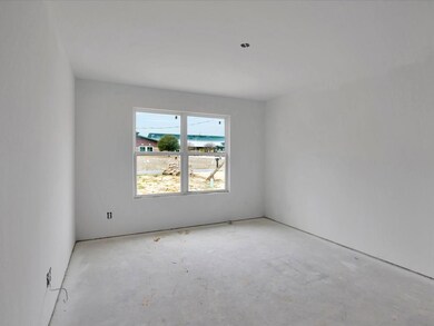 718 N Sanders St, Nacogdoches, TX 75964 - photo 6