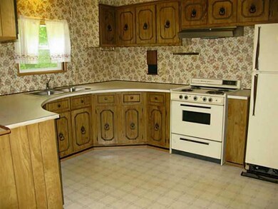 Kitchen Primary kitchen