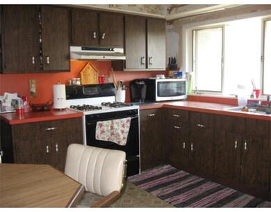 36 Hemlock St unit 38, Arlington, MA 02474 - photo 6