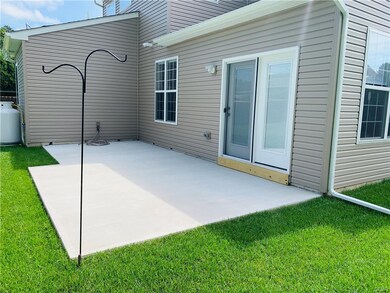 915 E Montgomery St, Allentown, PA 18103 - photo 4