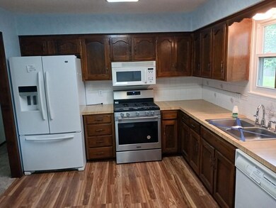 2912 Iva Dr, Independence, MO 64057 - photo 6