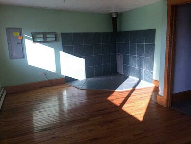 179 River St, Woonsocket, RI 02895 - photo 4