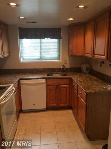 3252 Gleneagles Dr, Silver Spring, MD 20906 - photo 4