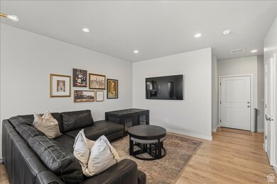 3829 S 3250 W, West Haven, UT 84401 - photo 7