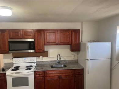 1614 E 9th St, Bethlehem, PA 18015 - photo 2