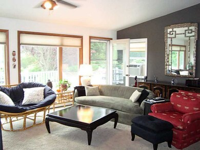 Den/Family/Great Room. Really bright