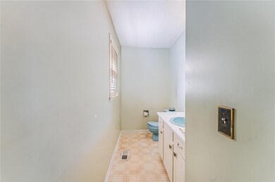 842 Campbell Town Rd, Walhalla, SC 29691 - photo 4