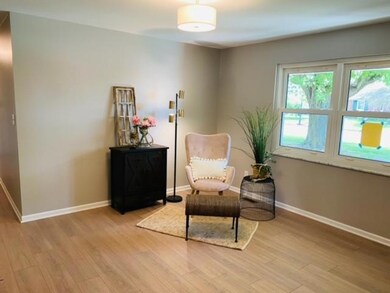 5210 Magnolia Dr, Columbus, IN 47203 - photo 7